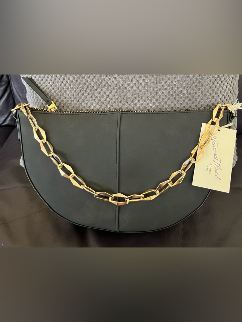 Universal Thread Black Crescent Shoulder Bag with Gold Link Chain